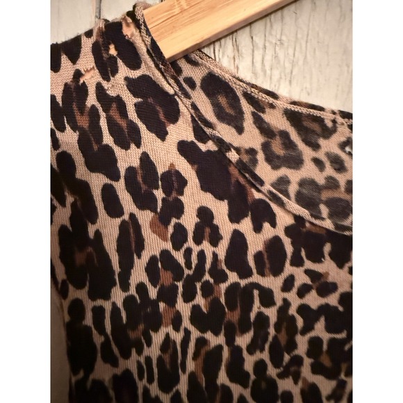 TORY BURCH LEOPARD Sleeveless Sweater Lightweight Wool W/ GOLD LOGO PULL Sz-Lg - Picture 7 of 10